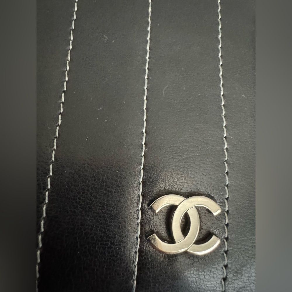 CHANEL Black Caviar Skin Leather Mademoiselle Bifold Wallet - Picture 11 of 13